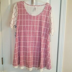 Lularoe perfect T